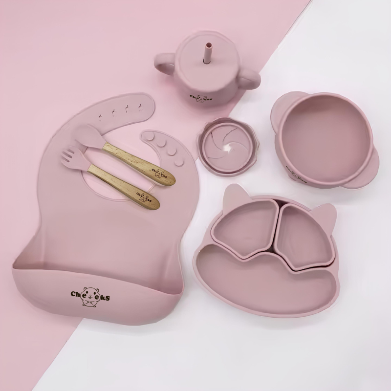 Набір силіконового дитячого посуду для прикорму на присосках із харчового силікону Рожевий