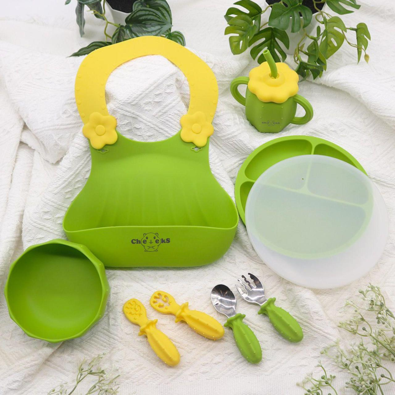 Набір силіконового дитячого посуду для прикорму на присосках із харчового силікону Кактус з навчальними ложками зелений